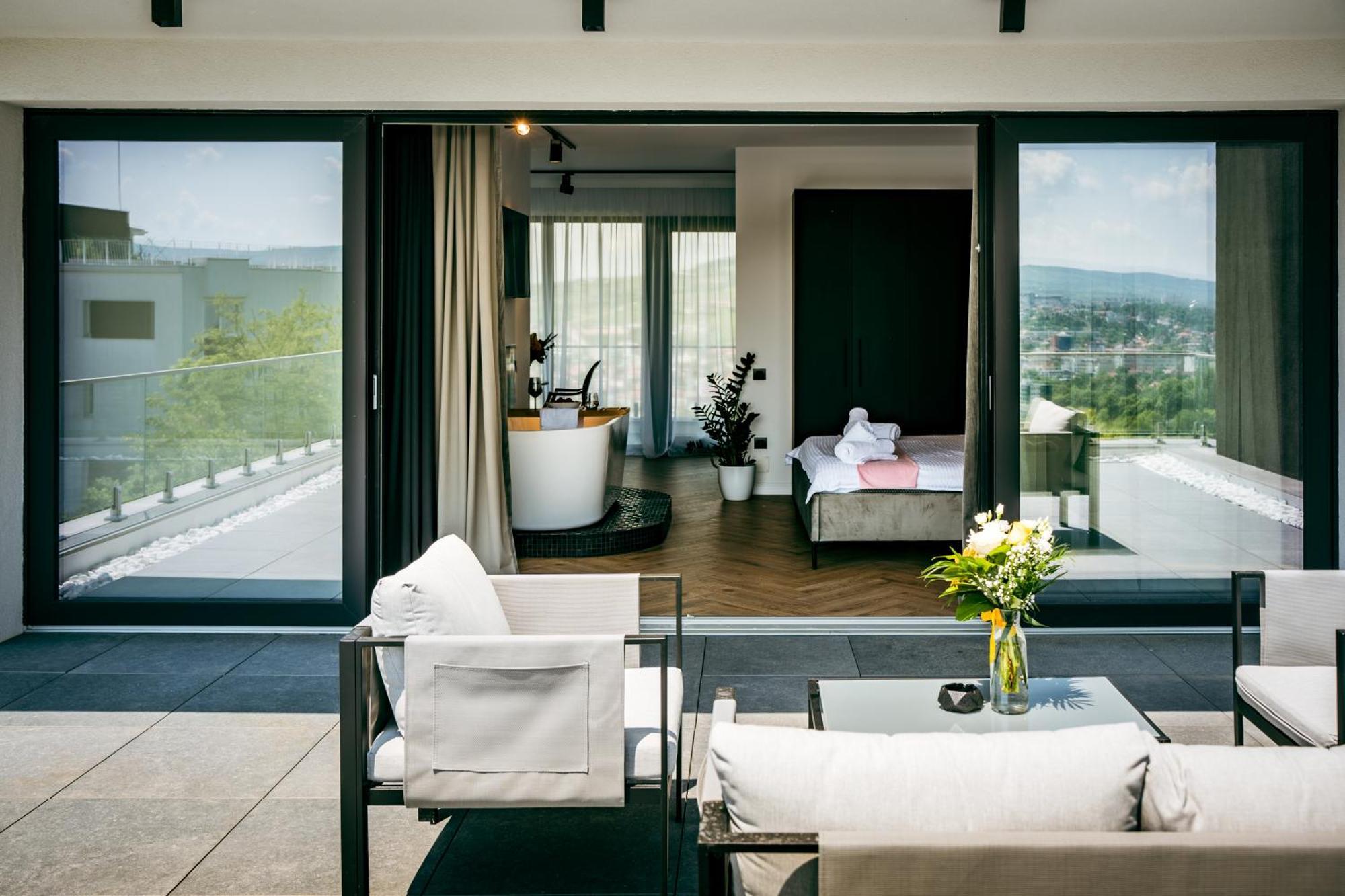 קלוז'-נאפוקה Evo Residence Panoramic מראה חיצוני תמונה